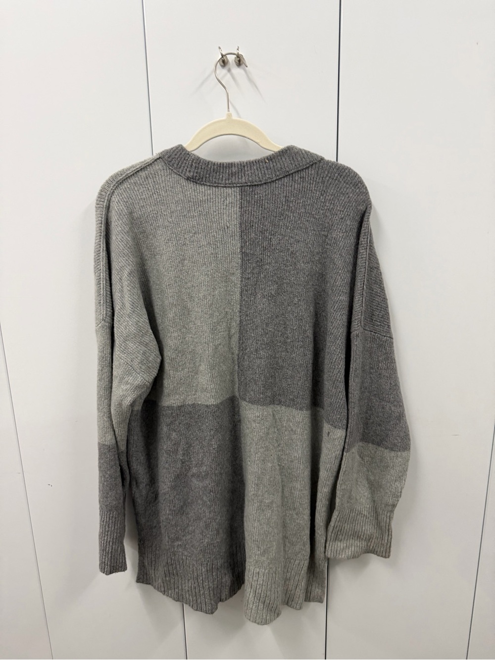 Abercrombie & Fitch Women's Gray Patchwork Crewneck Sweater
